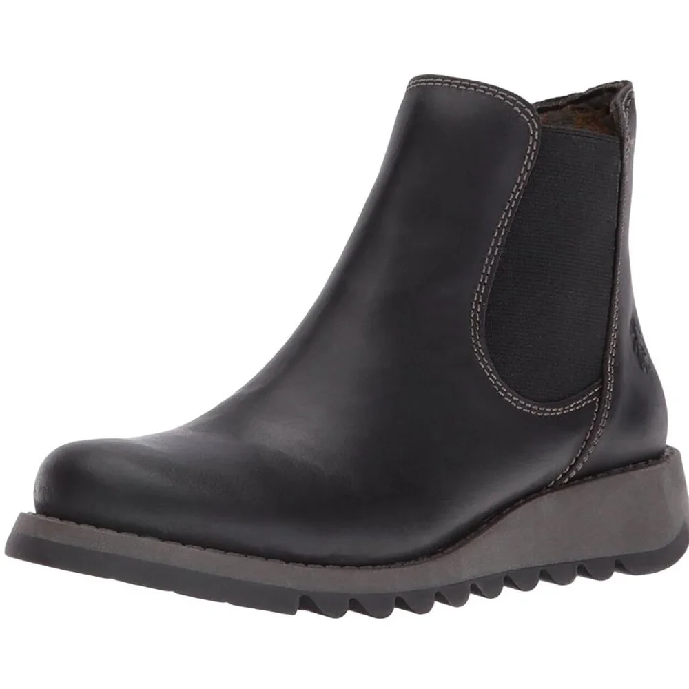 Women's Black Ankle Boots - Picture 1 of 12